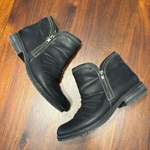 Natural Soul Brisha Black Faux Leather Slouchy Engineer Boots Women’s 7